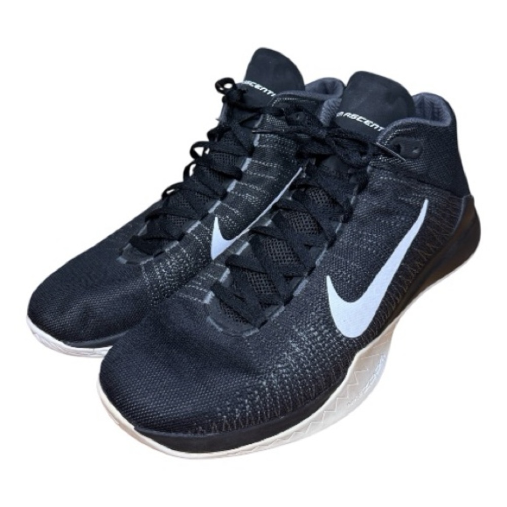 Nike Black and White Sneakers